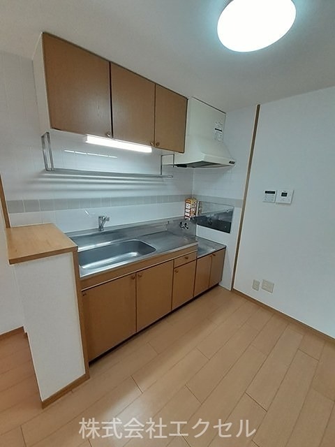 キッチン　お好きなガスコンロが設置できます。