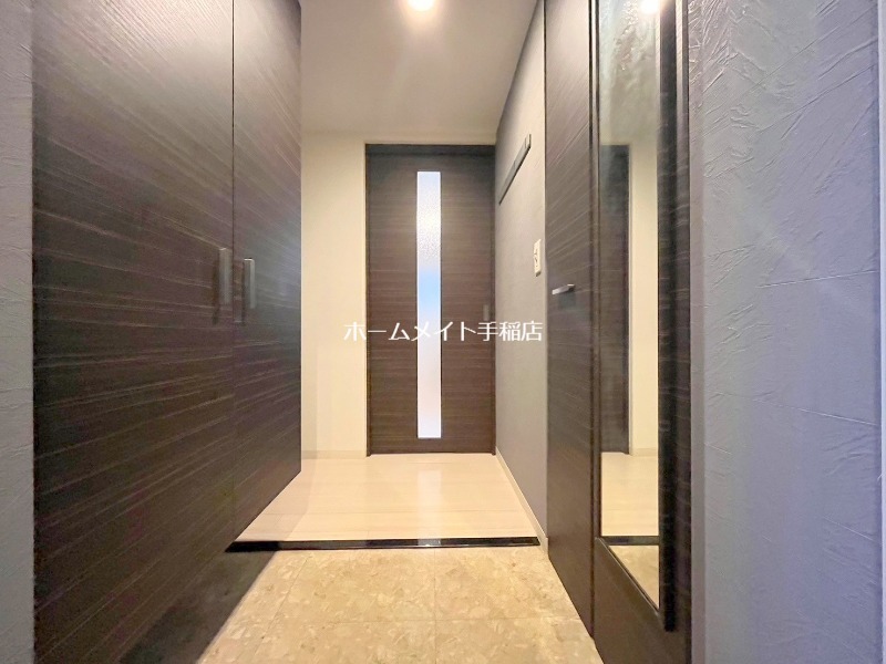 玄関　玄関スペース、シューズボックス付きです♪