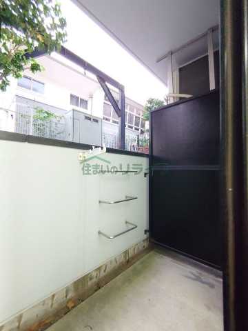 バルコニー　別部屋の参考写真となります