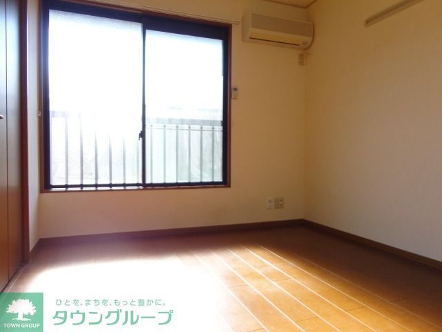 居室・リビング　★明るい洋室★