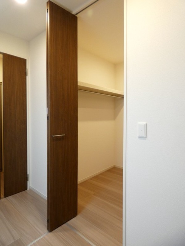 収納　図面と現状に相違がある場合には現状を優先