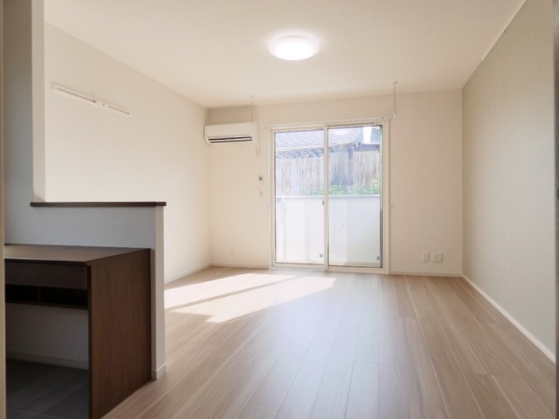 居室・リビング　図面と現状に相違がある場合には現状を優先