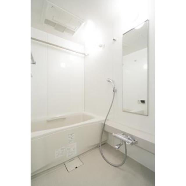 バス・シャワールーム　※写真は同タイプ住戸です。