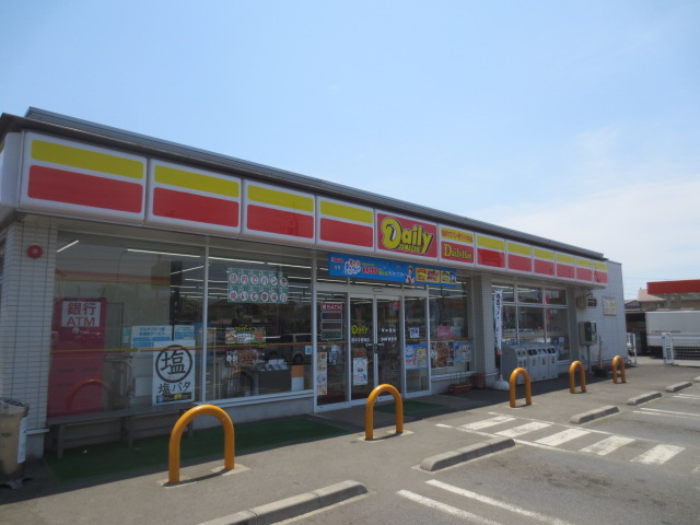 コンビニ　デイリーヤマザキ厚木中依知店（コンビニ）まで331m