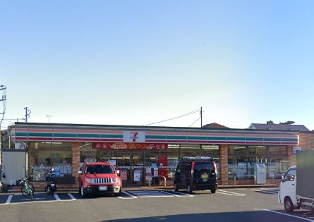 コンビニ　セブンイレブン（コンビニ）まで434m