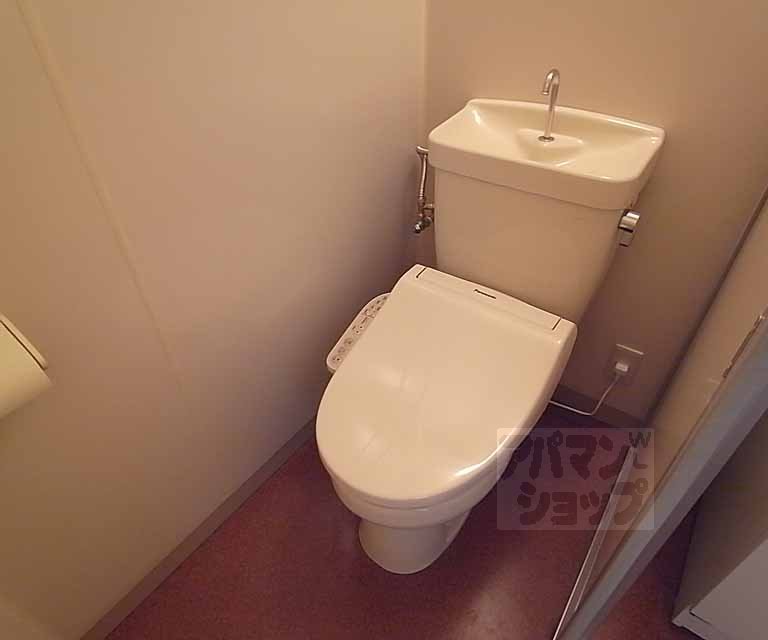 トイレ　ウォシュレット装備