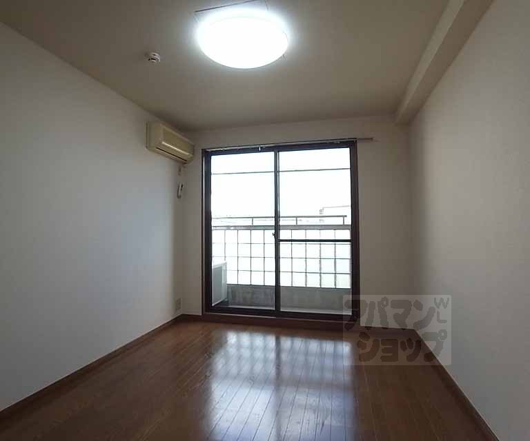 居室・リビング　綺麗な洋室です