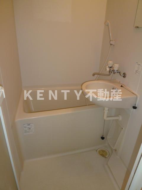 バス・シャワールーム　お風呂です