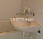 洗面設備　脱衣スペースもあります