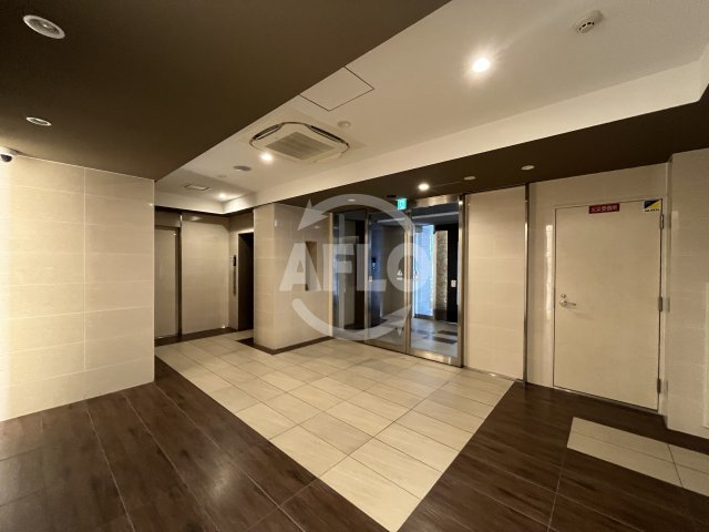 ロビー　スペーシア江坂南金田　ロビー