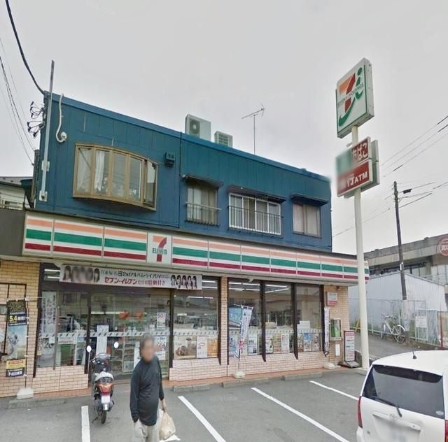コンビニ　セブンイレブン西戸塚店（コンビニ）まで896m