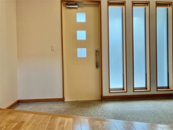 玄関　きれいな玄関です