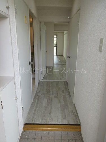 玄関　※別号室参考写真