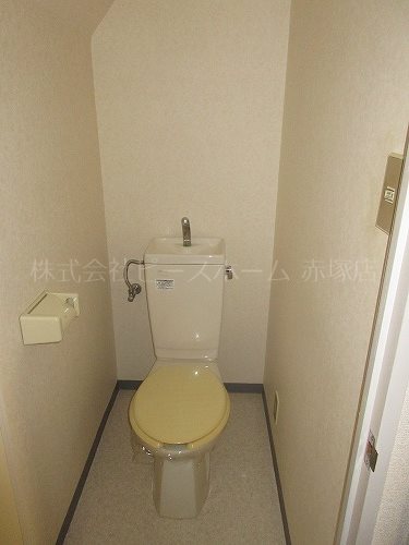 トイレ　※別号室参考写真