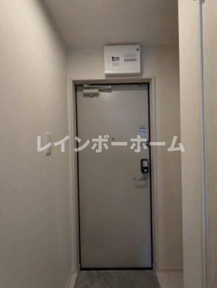 玄関　※建築中のため、同施工参考物件