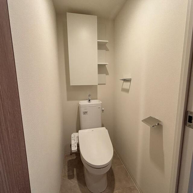 トイレ　※写真は同タイプ住戸です。