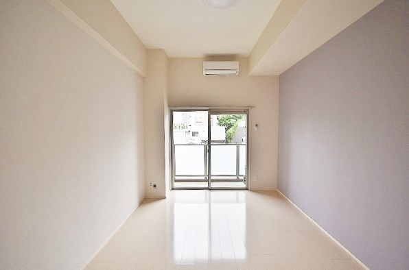 その他部屋・スペース　★洋室8.2帖★