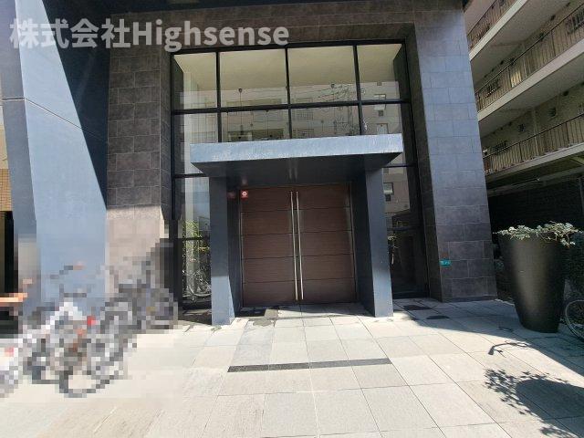 エントランス　ゆとりのあるエントランスです