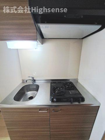 キッチン　コンパクトなキッチンで掃除もラクラク