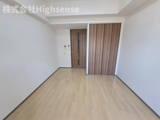 その他部屋・スペース　開放的な寝室です