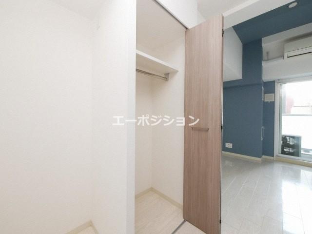 収納　プレサンスタワー難波WEST