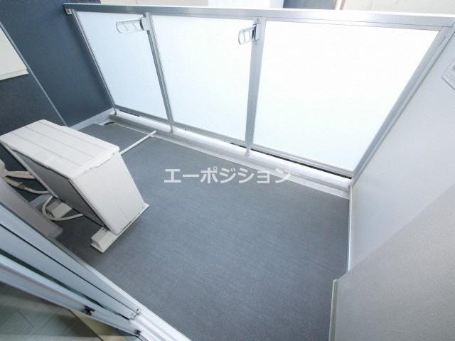 バルコニー　プレサンスタワー難波WEST