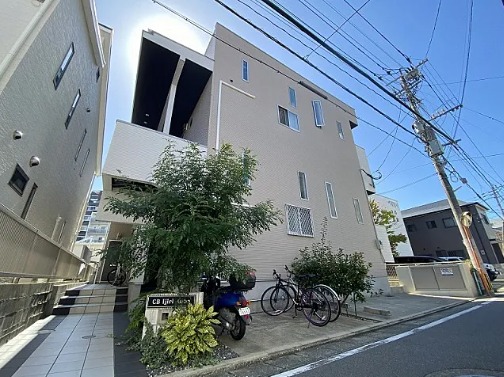 建物外観　最寄り駅徒歩圏内の人気アパート