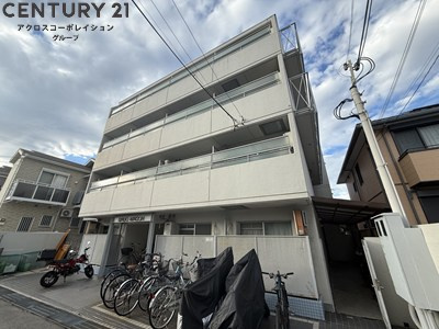 建物外観　オートロック完備で安心のセキュリティ♪