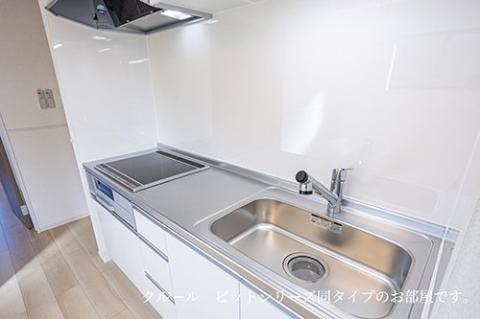 キッチン　IH＆グリル付システムキッチン
