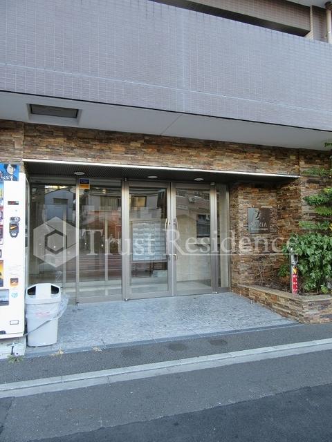 エントランス　エントランス前