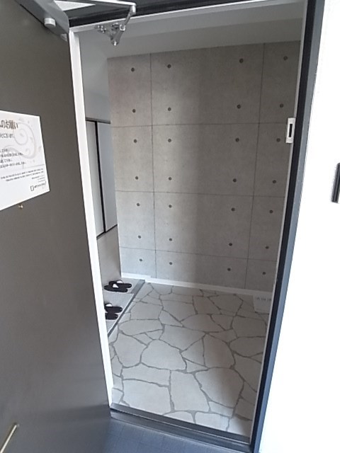 玄関　収納もある玄関です