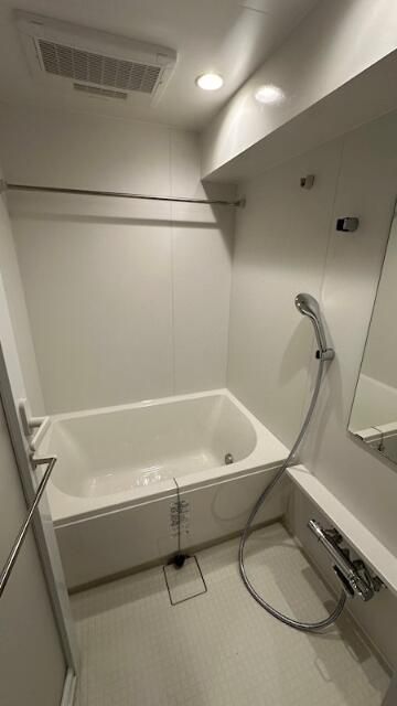 バス・シャワールーム　日々の疲れを癒すお風呂付です