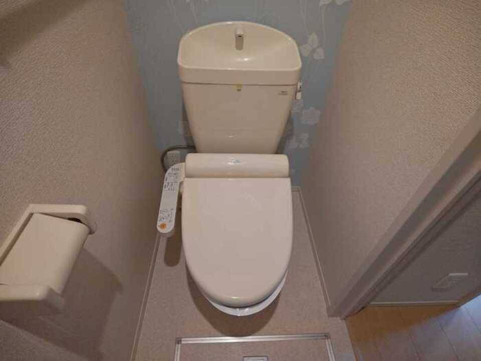 トイレ　トイレ