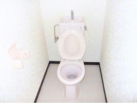トイレ　室内写真は別部屋の写真です。