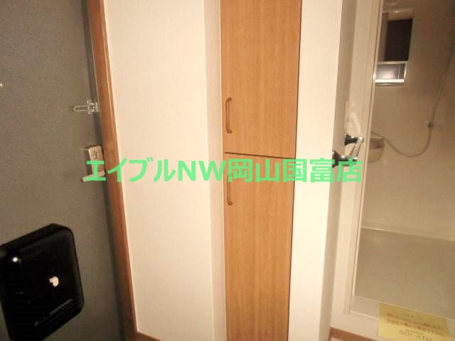 その他設備　玄関シューズボックス付