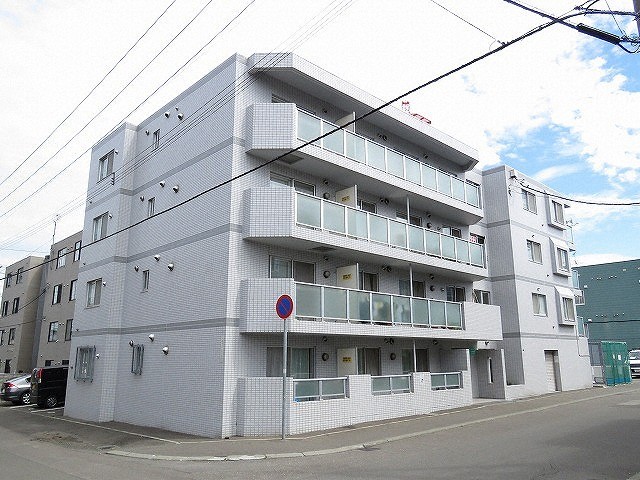 建物外観　経済的な天然ガス供給物件です☆