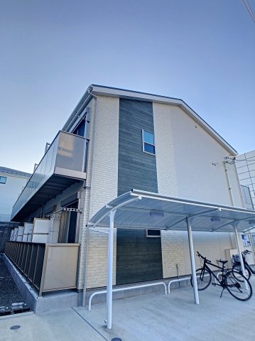 建物外観　白楽駅徒歩8分のアパートです。