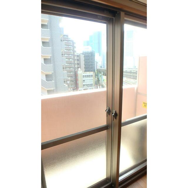 バルコニー　二重サッシ