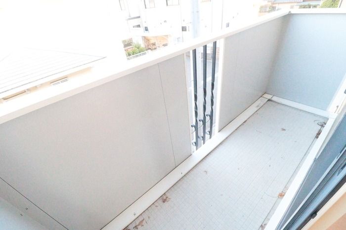バルコニー　※別部屋の参考写真です