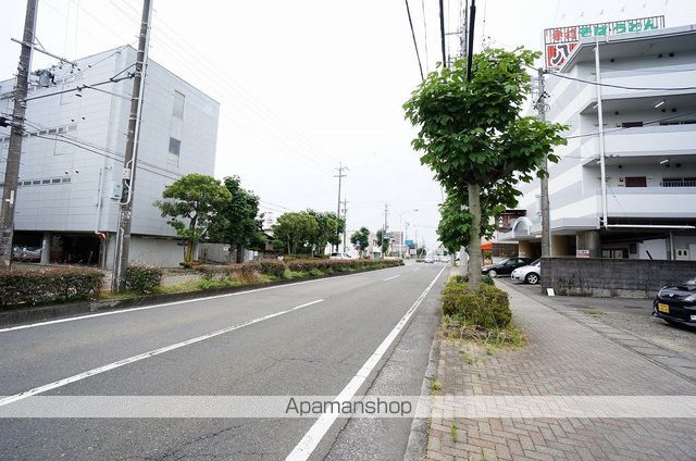 その他　前面道路（その他）まで2m