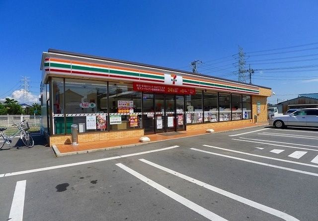 コンビニ　セブンイレブン（コンビニ）まで34m
