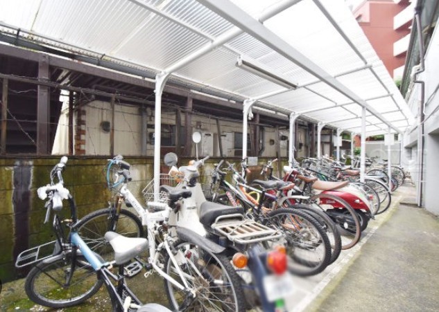 駐車場　駐輪場