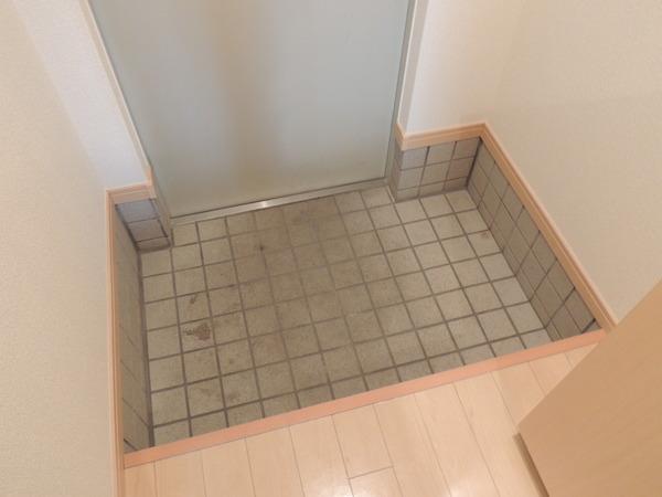 玄関　※同物件別室※