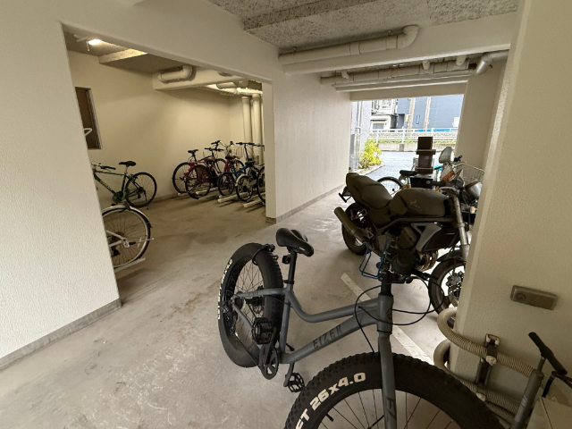 駐車場　駐輪場
