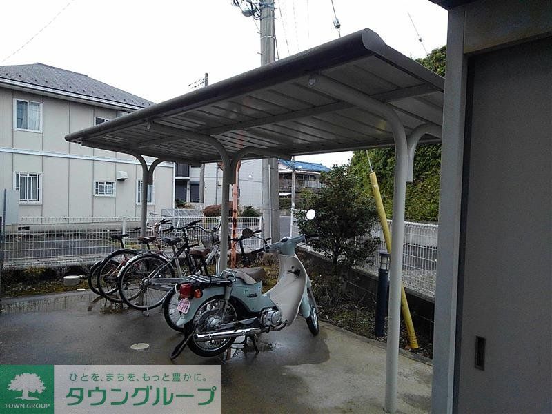 その他　駐輪場完備