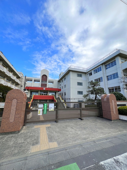 小学校　大牧小学校（小学校）まで360m