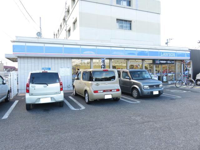 コンビニ　ローソン公立甲賀病院前店（コンビニ）まで366m
