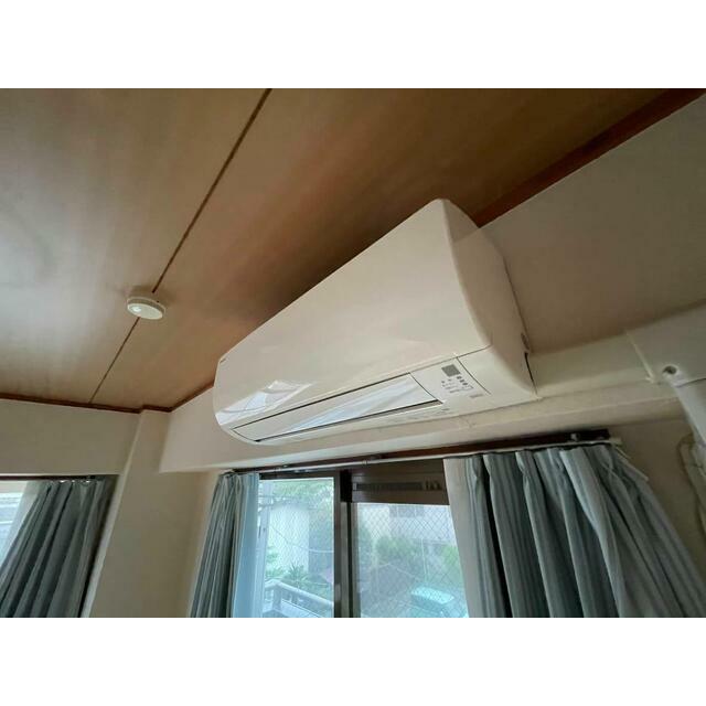 その他　和室にエアコン