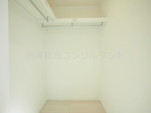 収納　ウォークインクローゼット
