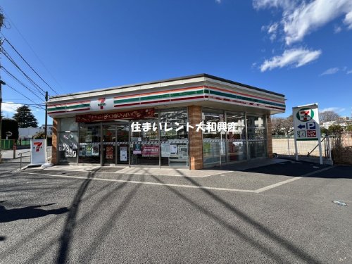 コンビニ　セブン-イレブン小田急文京一丁目店（コンビニ）まで335m